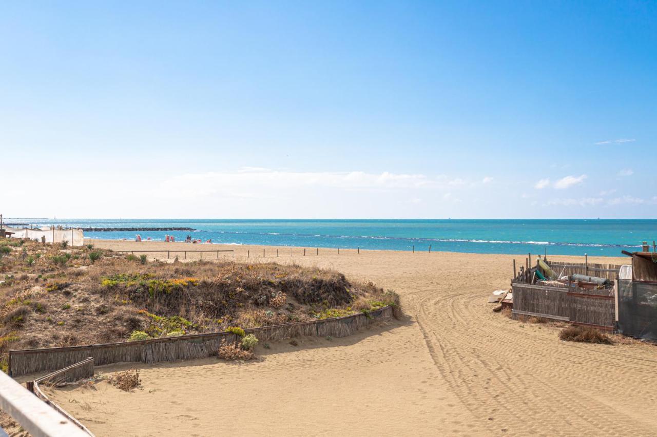 alloggio turistico VistAmare  Focene Esterno foto